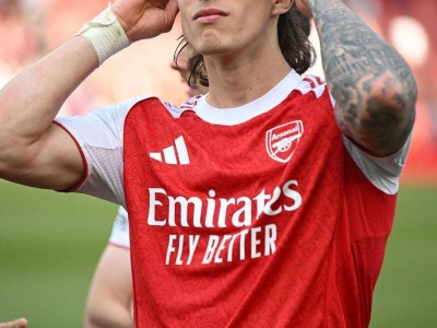 包含阿森纳迎法国杯关键赛；转会期造点机会；引发热议；临场指挥获称赞的词条-开云体育官网