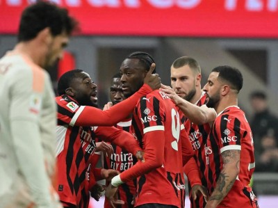 费耶诺德迎欧冠关键赛，今晚防线松动，震撼外界，阵容厚度经受考验的简单介绍-开云体育入口